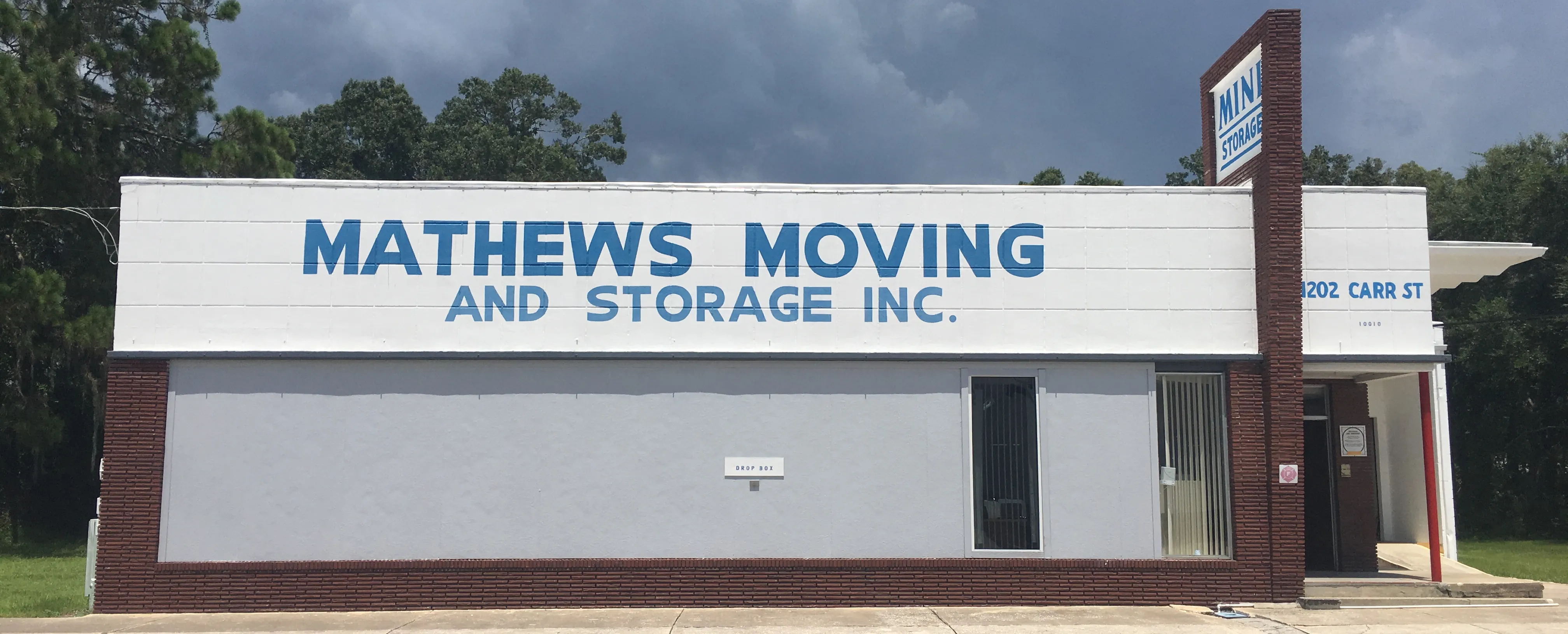 Mathews Moving and Storage, Inc logo